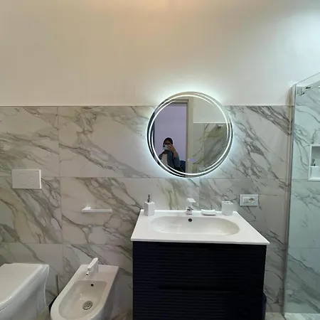 101 Apartment *
