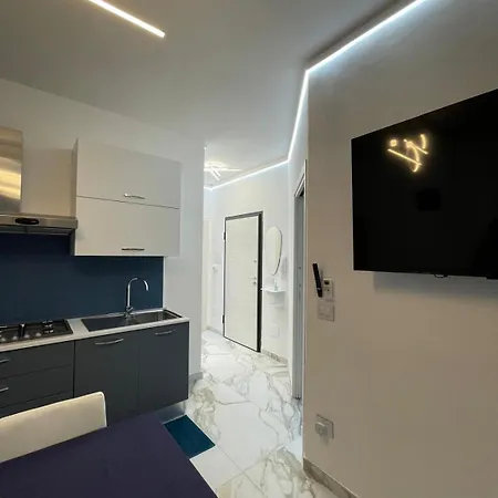 Apartment 101 *