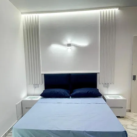 Apartment 101 *